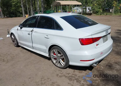 2015 Audi S3 2.0T Premium Plus z USA, uszkodzony, nr VIN WAUBFGFF0F1037335